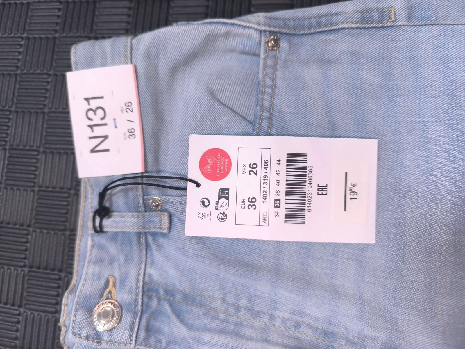 Pantalón vaquero  – photo 3